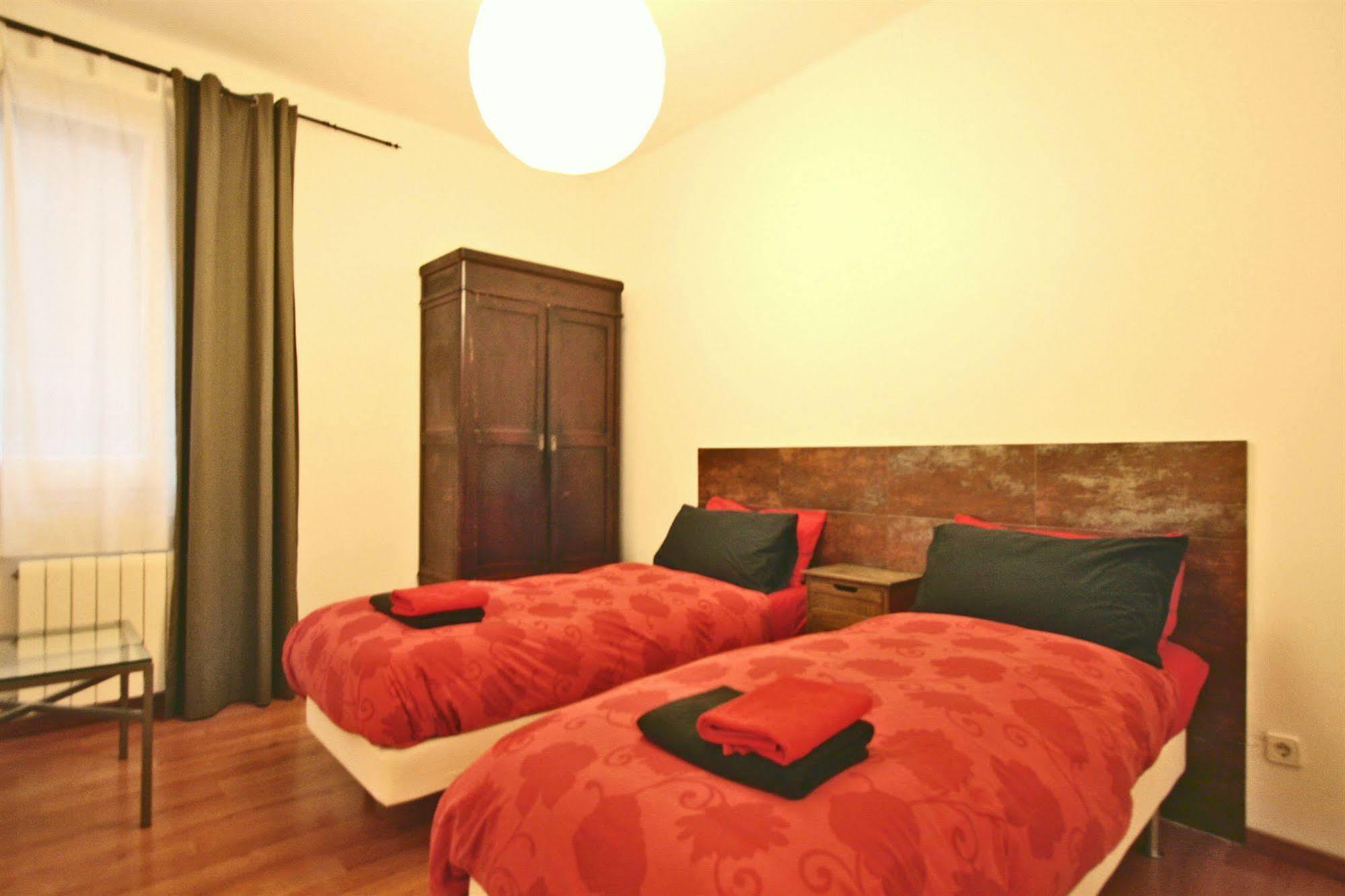 Vidre Home - Plaza Real Barcelona Luaran gambar